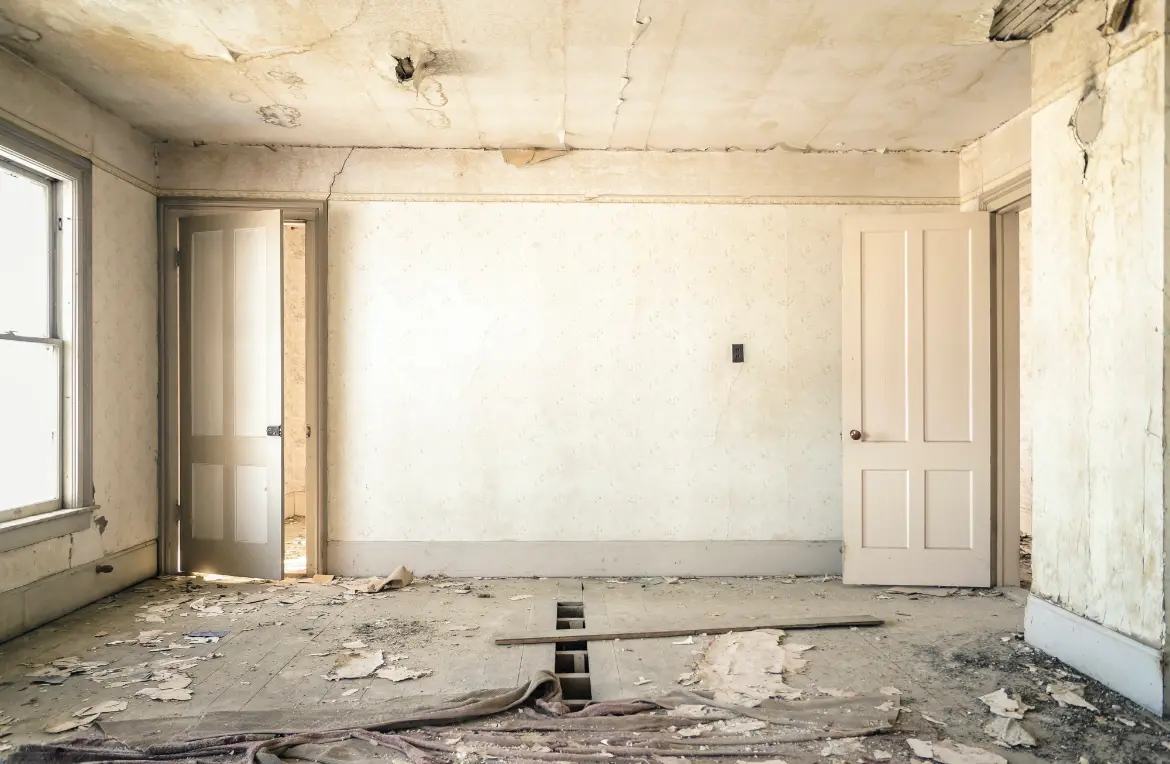 Waste disposal crew managing a cleanout project in Rayville